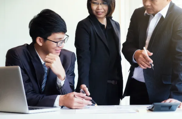 社員教育は未来への投資。新卒研修や企業内の研修プログラムについて、立案から運営まで幅広くサポートします。